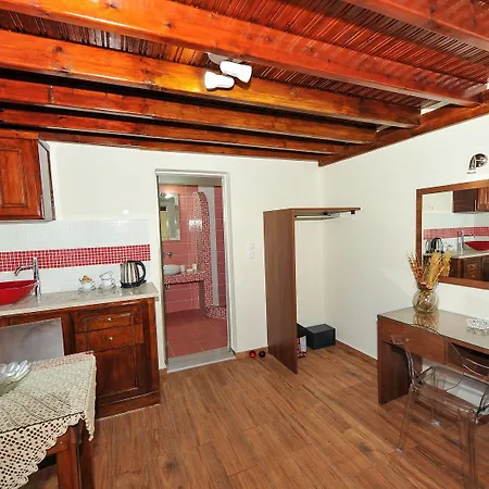 Asterolithos Hotel