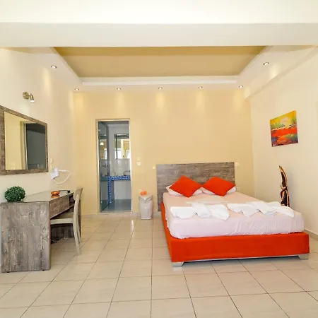 Hotel Asterolithos 4*
