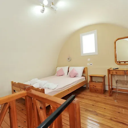 Asterolithos 4* Fira (Santorini)