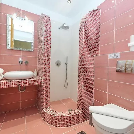 Hotel Asterolithos